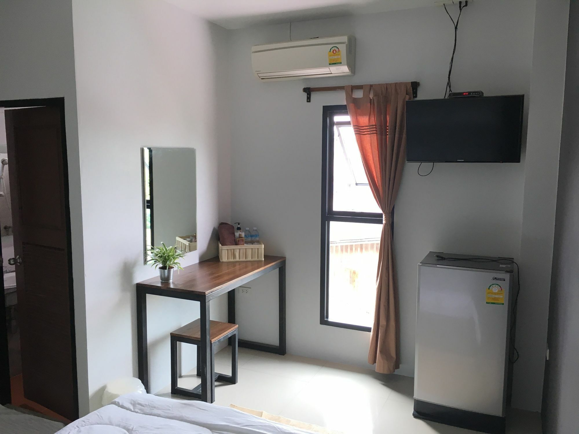 The Room Apartment สุราษฎร์ธานี ภายนอก รูปภาพ