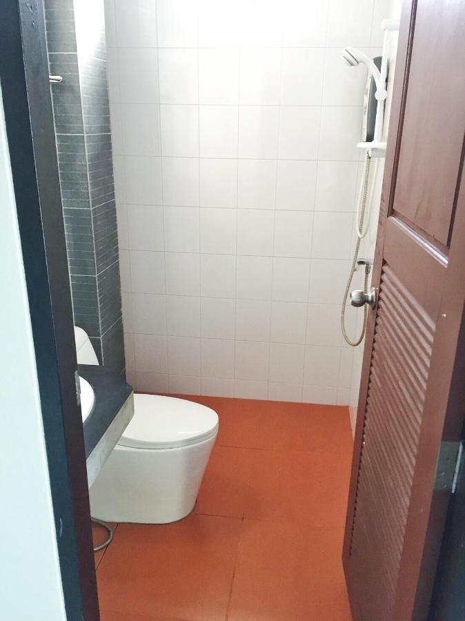 The Room Apartment สุราษฎร์ธานี ภายนอก รูปภาพ